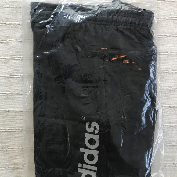 Men adidas athletic shorts - Picture 3 of 4